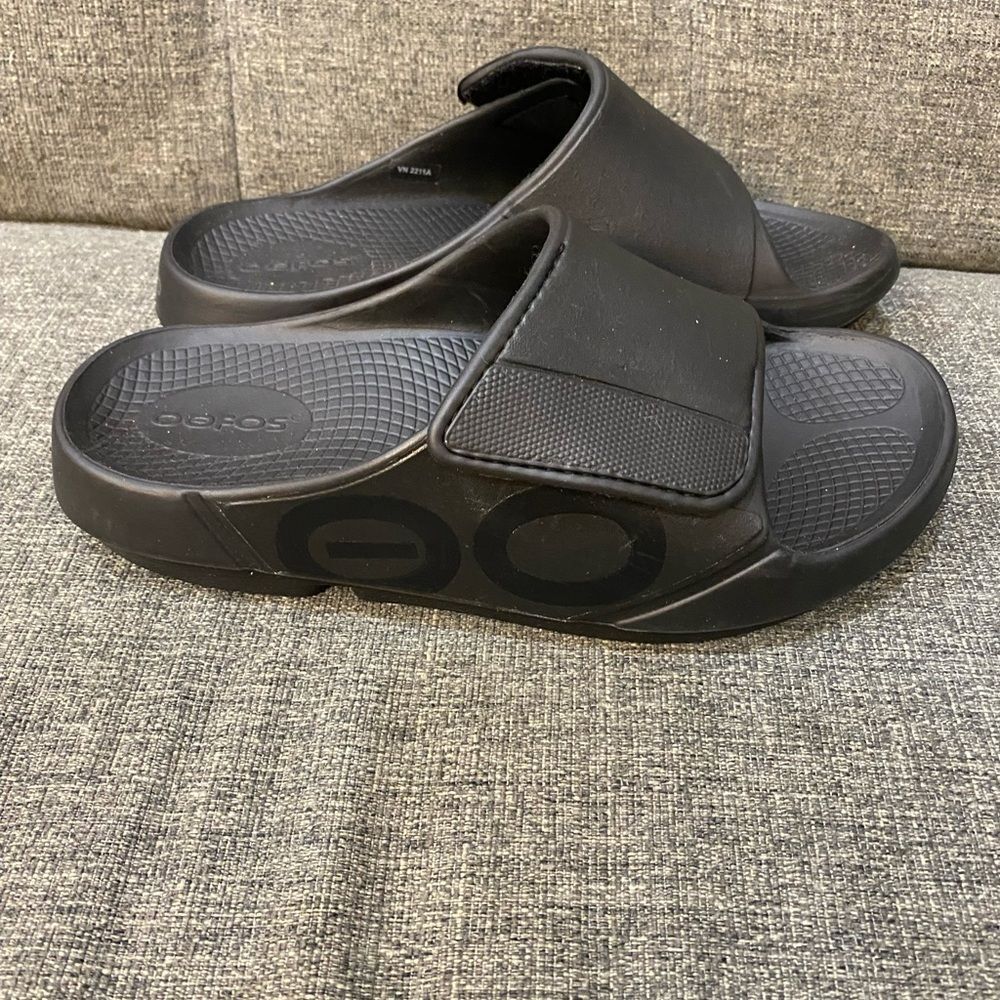 OOFOS OOAHH Sport Flex Slides Women Size 9